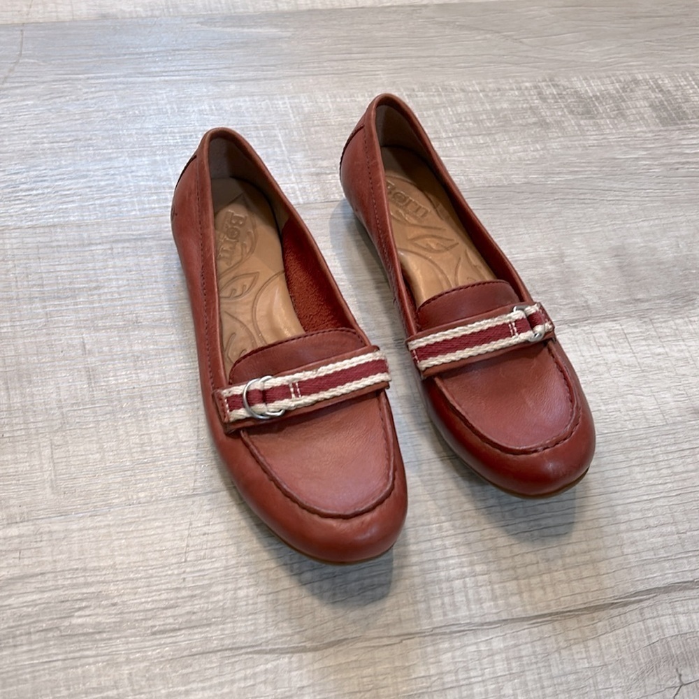 Born Women’s Red Leather Driving Moccasin Loafer Flats Shoe Size US 6/EUR  36.5
